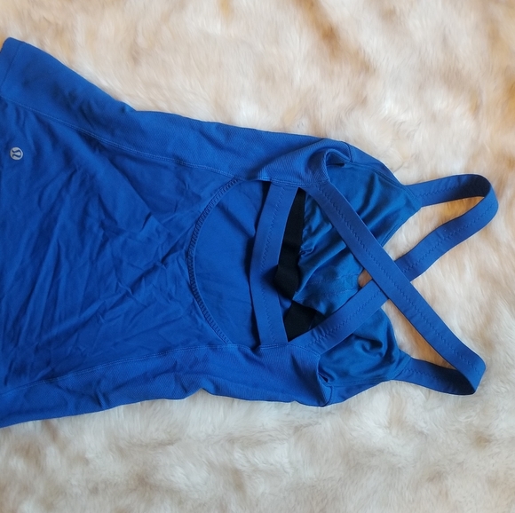 Lululemon size 6 tank - Picture 1 of 2